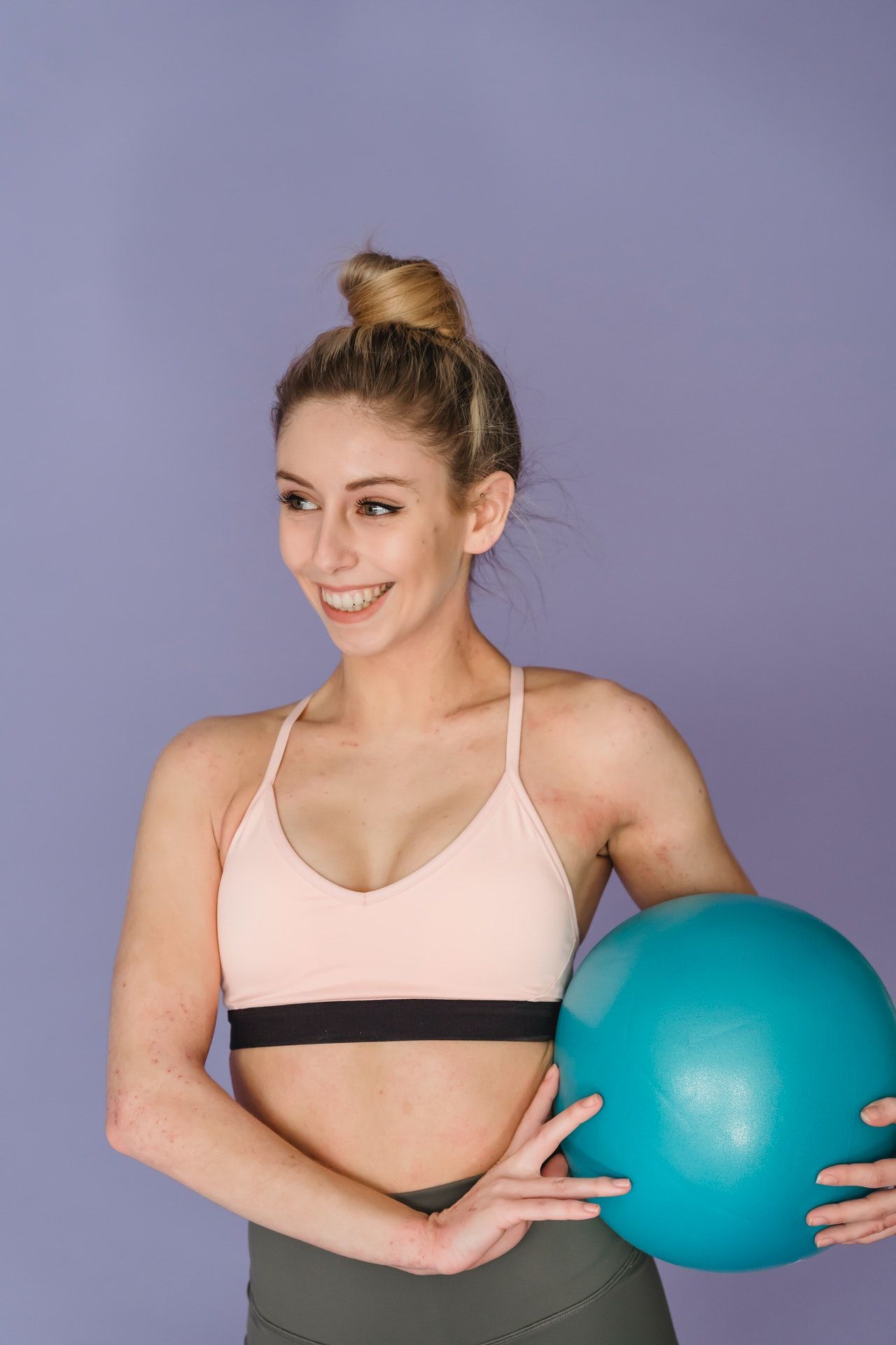 Caries y deporte: la relación con la sobrecarga muscular